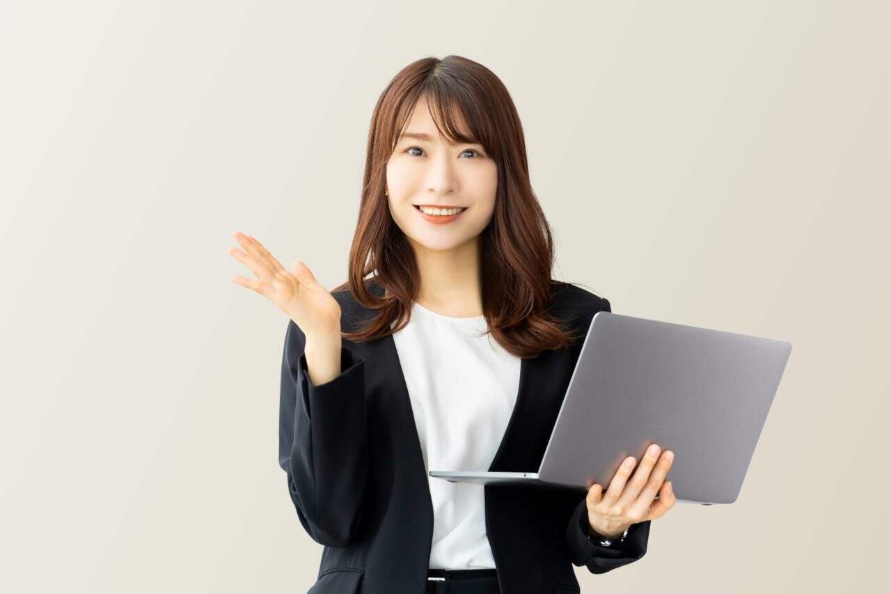 TikTok分析ツール導入のデメリットを示すイメージ